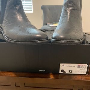 Ugg mens brand new boots